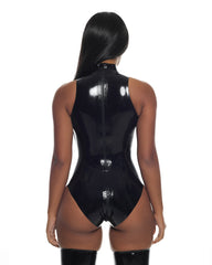 Enganliegende Jumpsuits aus Latex mit Rollkragen 