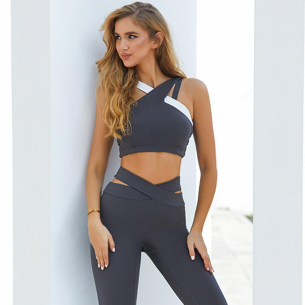 Color Contrast Cross Waist Leggings & Bra Set