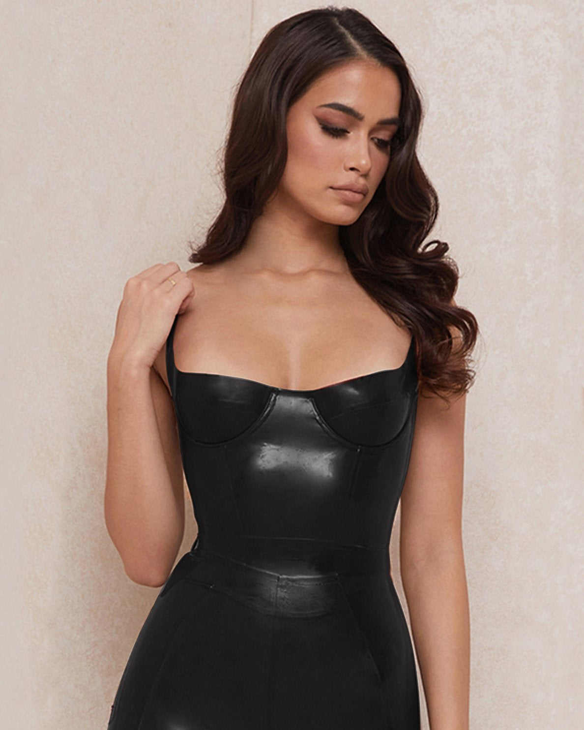 Bustier-Body aus Latex